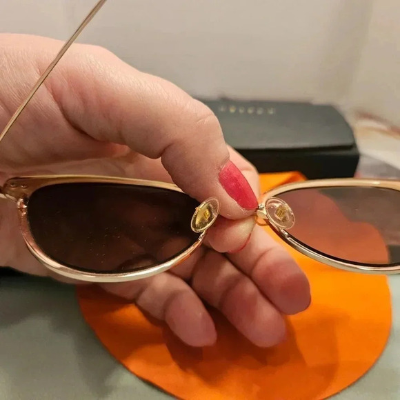 Bailey Nelson | Bonnie Rose Gold Frame Cat Eye Delicate Handcrafted Sunglasses - Picture 4 of 14
